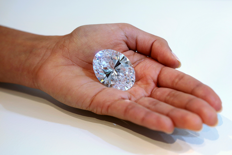 Illustration for article titled Someone Just Spent $30M on This Big Ass 118-Carat Diamond
